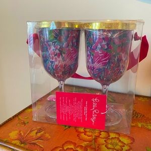 NIB Lilly Pulitzer Plastic Wine Glasses w/ Straws